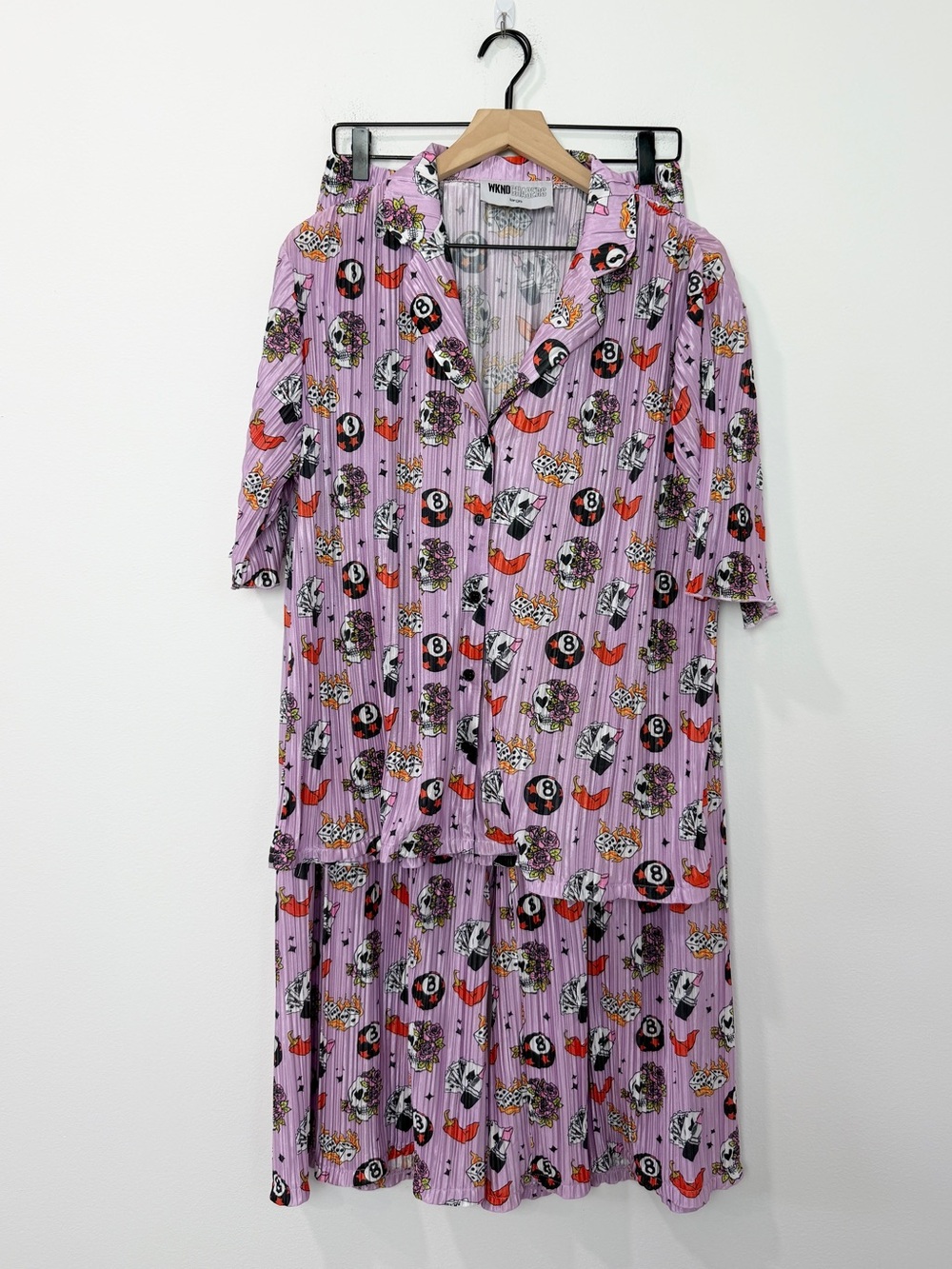 WKND Chasers Make My Own Luck Plisse Set Size Large - Picture 2 of 9